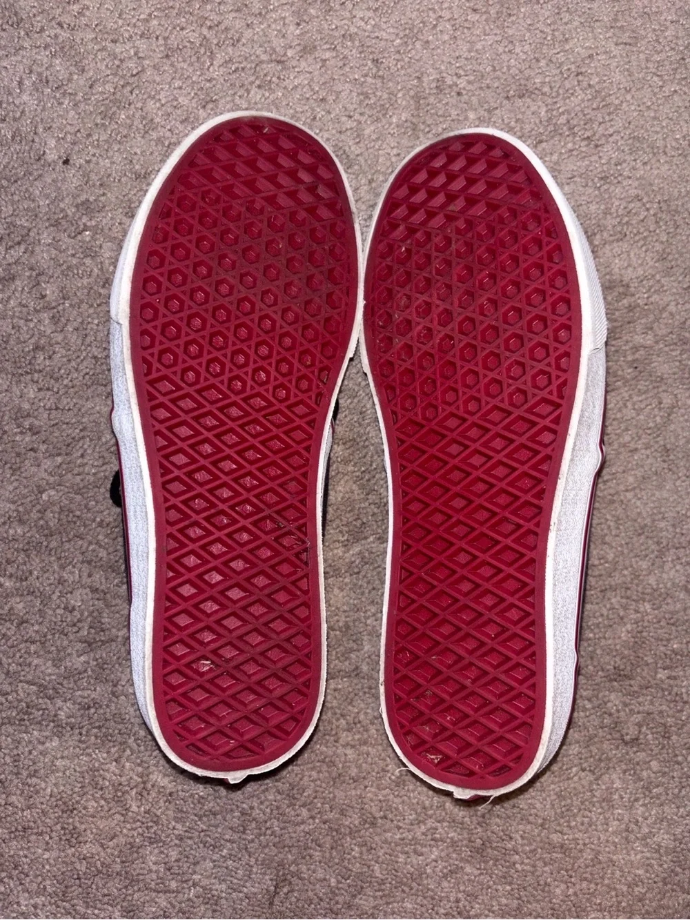 Vans Low-Top Sneakers in Charcoal with Pink Insoles